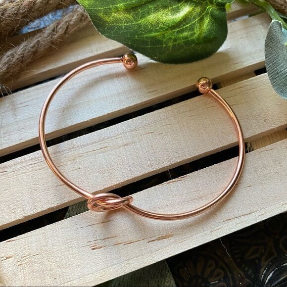 Rose Gold Love Knot Cuff Bangle - Picture 4 of 6